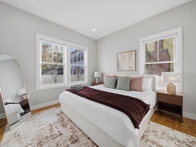 174 Walnut St #1