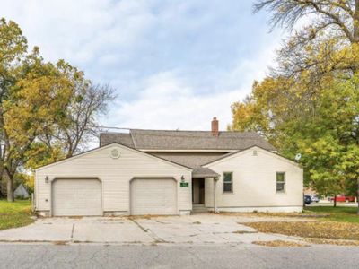803 W Laurel St