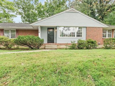 3226 Colonial Ave
