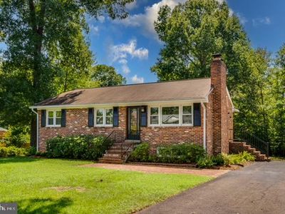 8417 Leland Rd