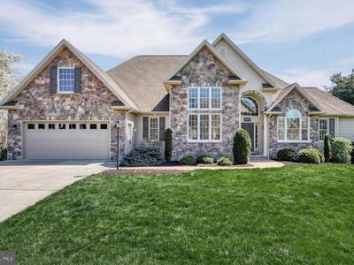 830 Sawgrass Ln