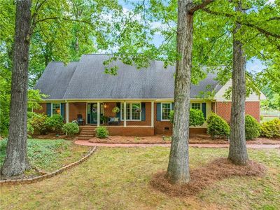 907 Branchwood Dr