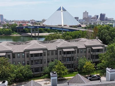 680 Harbor Bend Rd APT 303