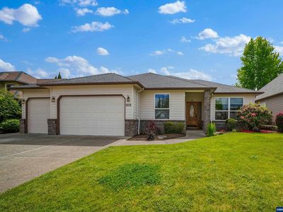 6636 Parkshadow Ct NE