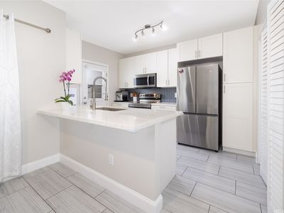 91-1018 Kaimalie St APT R2