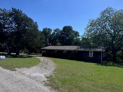 698 Mimosa Dr
