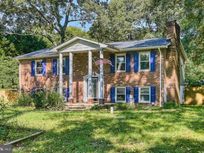 1142 Calvert Beach Rd