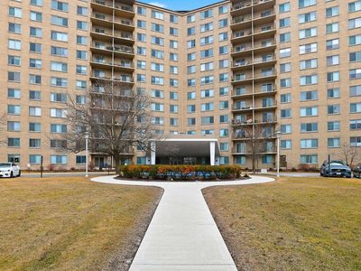 6933 N Kedzie Ave APT 202