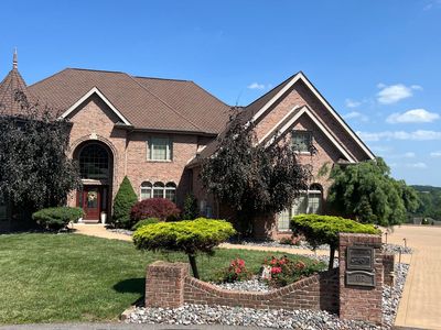 132 Moon Crest Cir