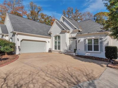 Property at 5070 Oakmont Bend Dr, Alpharetta, GA