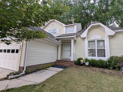 927 Thatcher Way