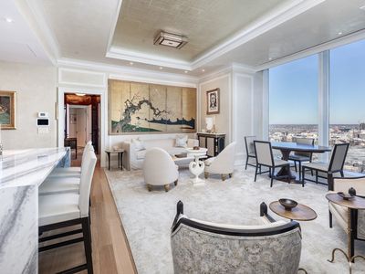 1 Dalton St APT 3902