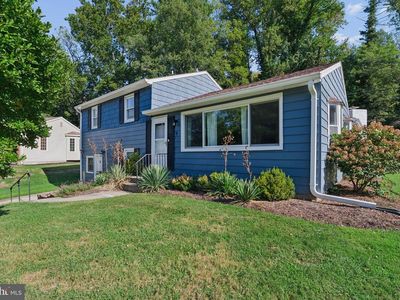 9 N Hilltop Rd