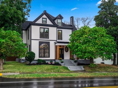217 S Main St