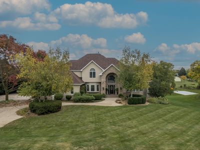 W7373 Spring Valley Dr