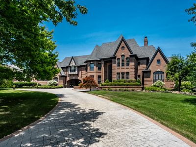 3484 Sedgemoor Cir