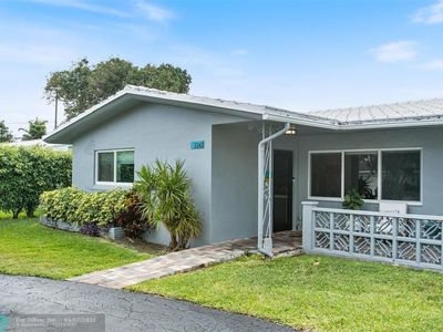 Property at 2242 NE 37th St, Lighthouse Pt, FL