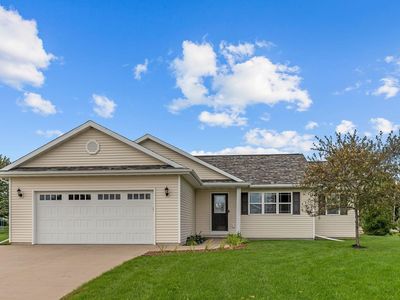 W6098 Sherwood Point Dr