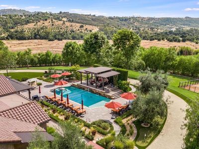 30823 Hilltop View Ct