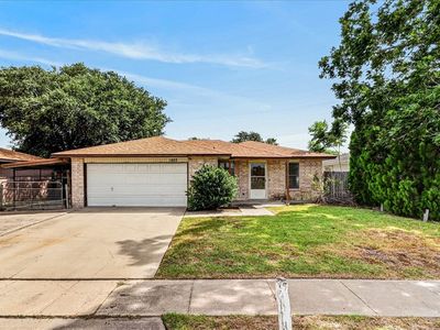1622 La Joya St