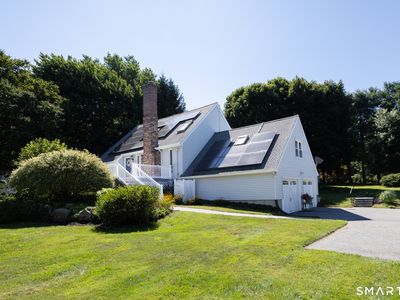 37 Davis Road
