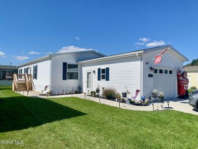 203 Meadowood Dr