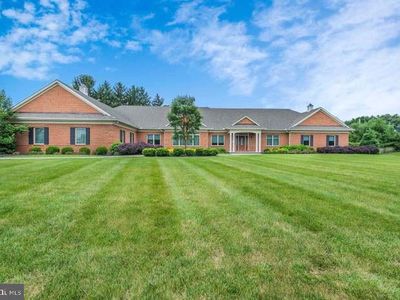 7050 Creek Crossing Dr