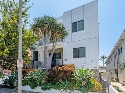 1715 S Armacost Ave #2