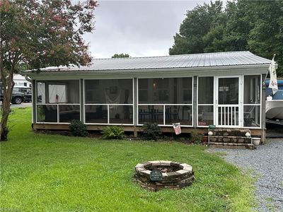 120 Cardinal Dr