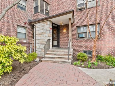 401 Park #2D