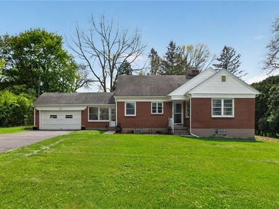 2539 Browncroft Blvd