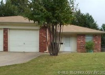 Property at 821 N Brown St, Sapulpa, OK