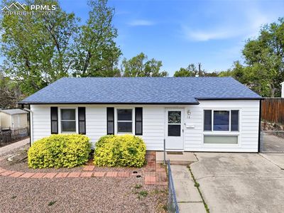 16 N Brentwood Dr