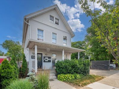 15 Bulkley Avenue