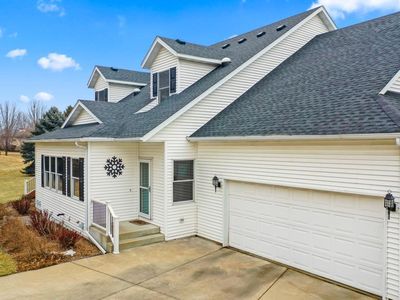 909 Saint Lawrence Dr