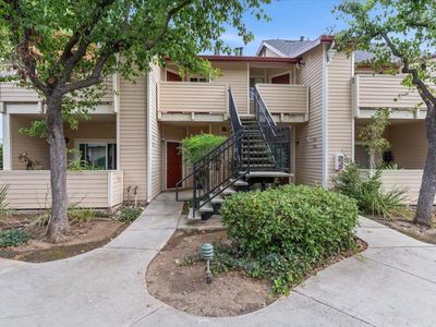 1034 Cedar Gables Dr