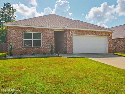746 Waters View Dr
