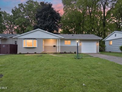 1489 Amesbury Rd