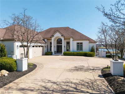 3316 Blue Heron Trce