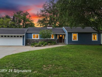 541 Warren Ave
