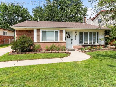 1361 Langley Blvd
