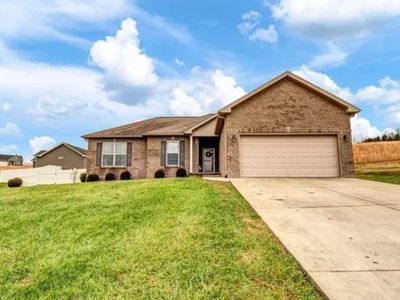 37 Grayson Dr