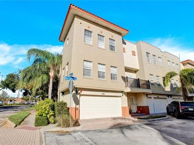 642 Blue Taverna Ln