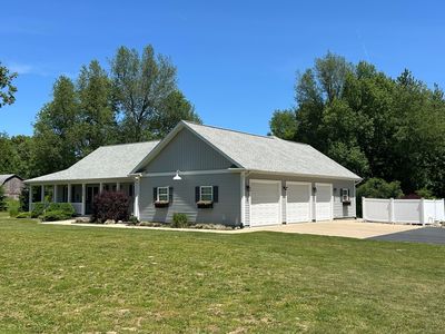 8436-2 1/2 Mile Rd