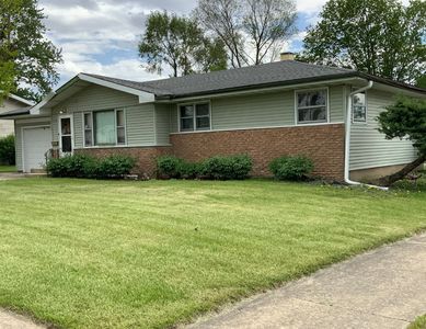 Property at 110 Zurich Rd, Joliet, IL