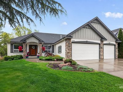 2598 E Greenbrook Dr