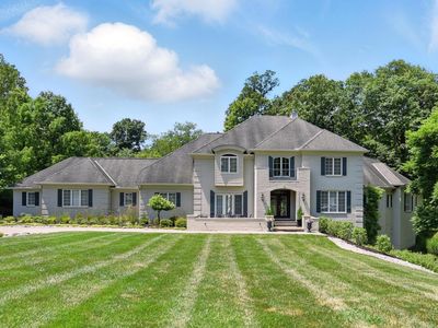 894 Winding River Blvd