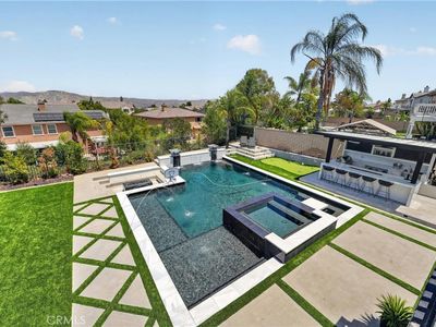1625 Paseo Vista St