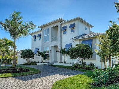 558 Venice Ln