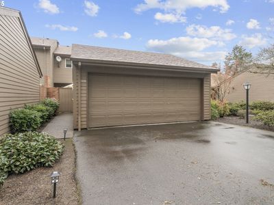 1235 NW Michelbook Ln